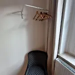 Modern And Central, With 6 Sleeps *