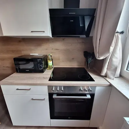 Modern And Central, With 6 Sleeps Appartement