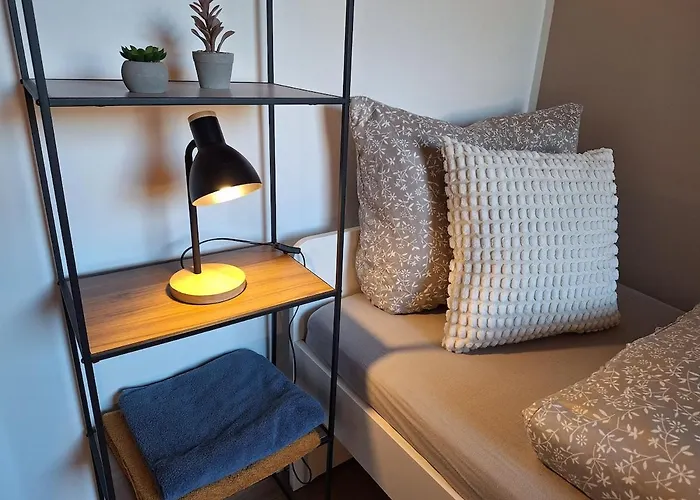 Modern And Central, With 6 Sleeps *